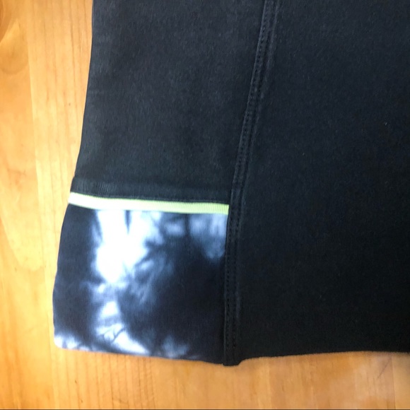 Victoria’s Secret Pink Tie Dye Yoga Pants - Picture 2 of 4